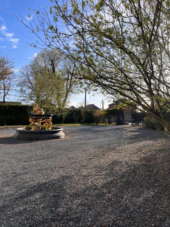 Domaine Des Anges Bed & Breakfast Avesnes-sur-Helpe Eksteriør bilde