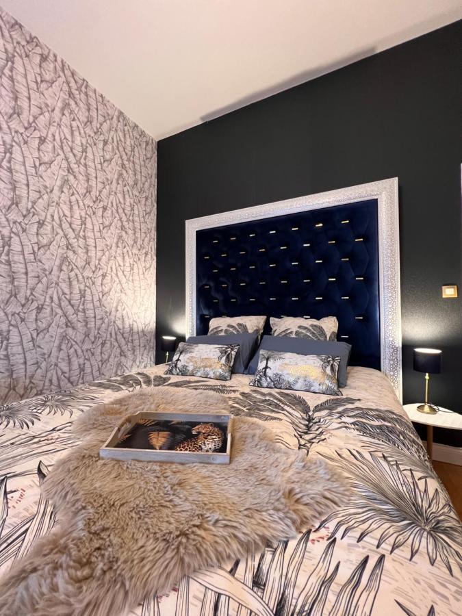 Domaine Des Anges Bed & Breakfast Avesnes-sur-Helpe Eksteriør bilde