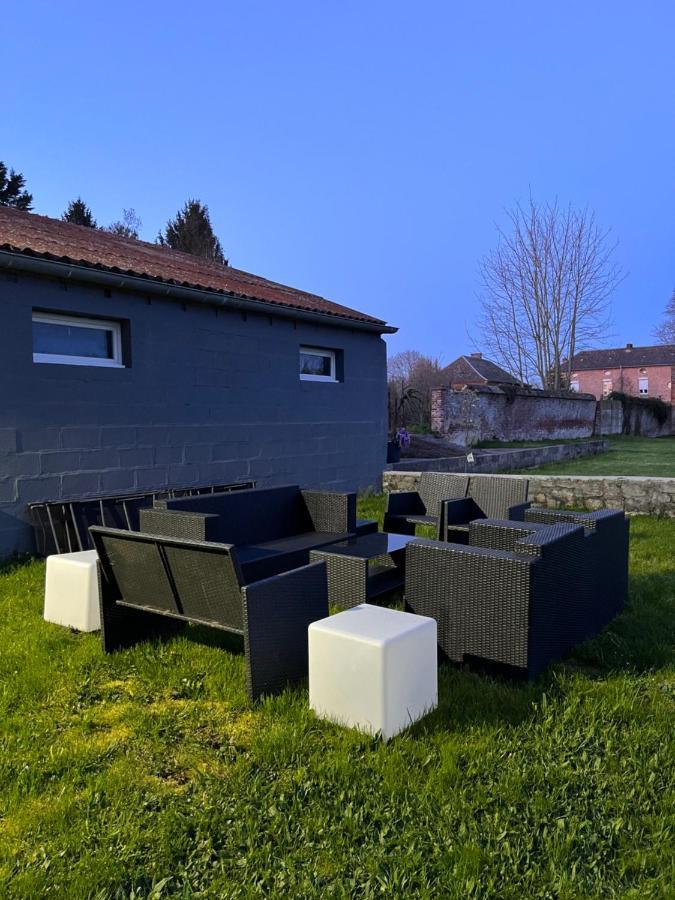Domaine Des Anges Bed & Breakfast Avesnes-sur-Helpe Eksteriør bilde