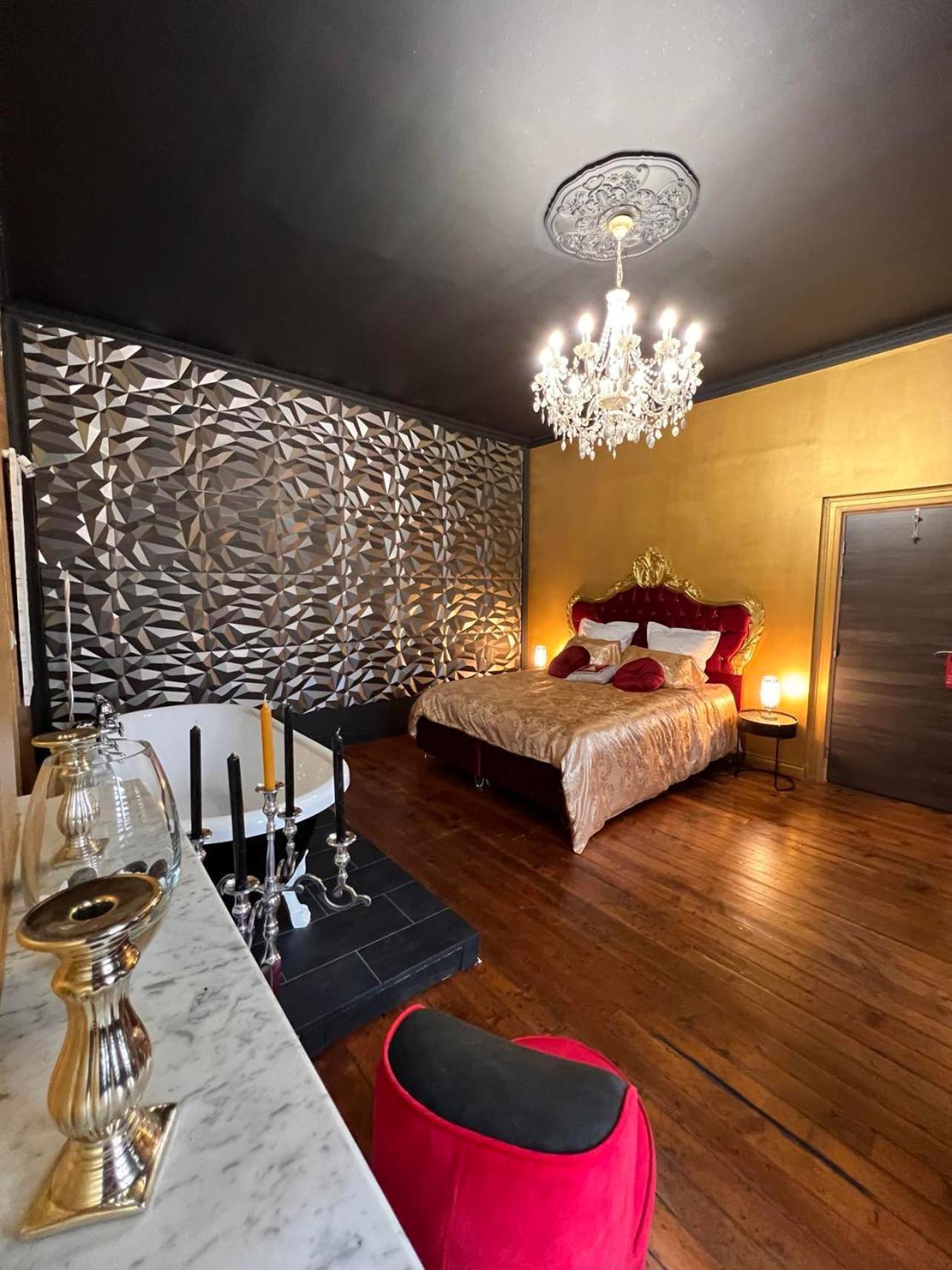Domaine Des Anges Bed & Breakfast Avesnes-sur-Helpe Eksteriør bilde